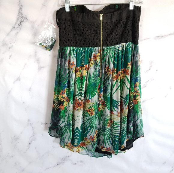 LINE & DOT Babydoll Tube Dress - Picture 2 of 12